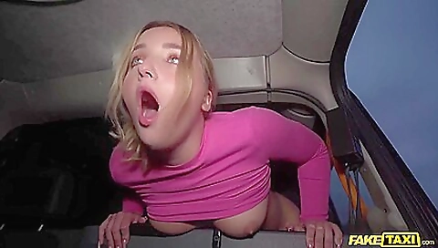 Hotie fuck with sexy girl