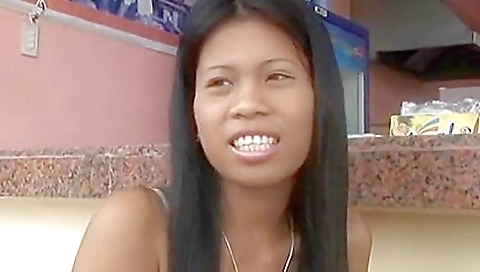 Marikaw the sexy asian girl is lady