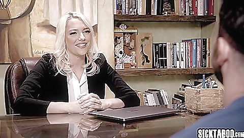 She's ava undeniabt robeiew sunshinec wetandpuffy