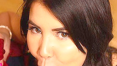 Sultry chick on a time reel