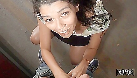 Maske-tori bangbes the perfectest pussy